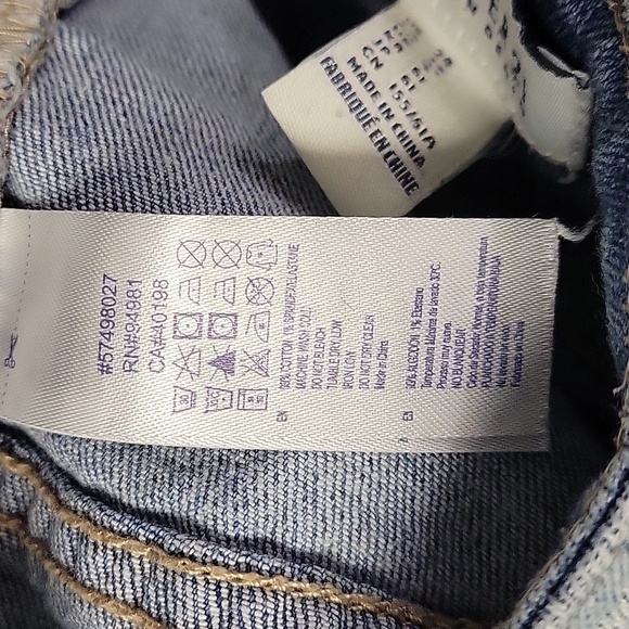 Forever 21 Womens Light Wash/Bleached Shorts With Metallic Embroidery Detail 24 - Picture 10 of 12